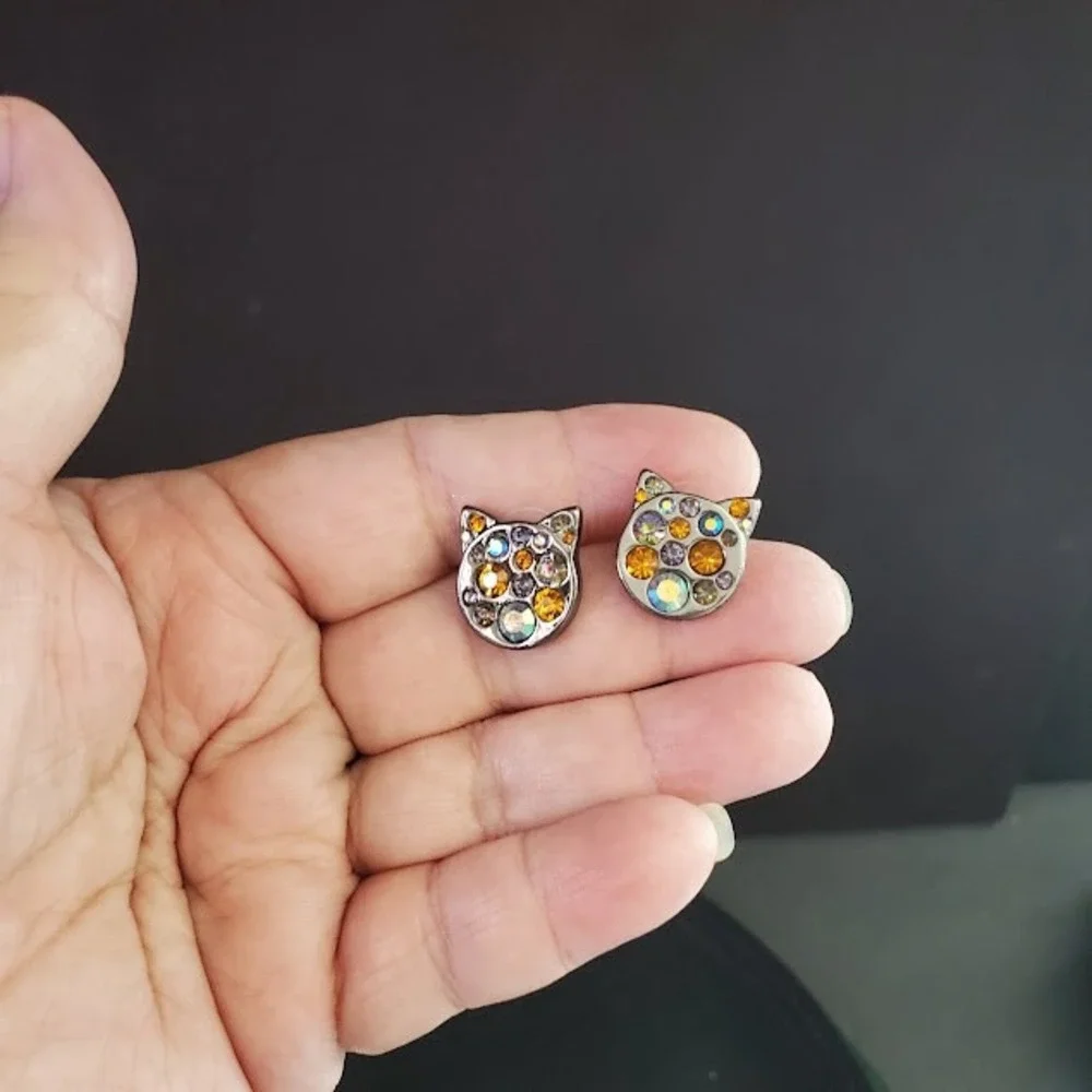 Betsey Johnson Black Cat Stud Earrings Gunmetal Multicolor Crystal Rhinestone BJ
